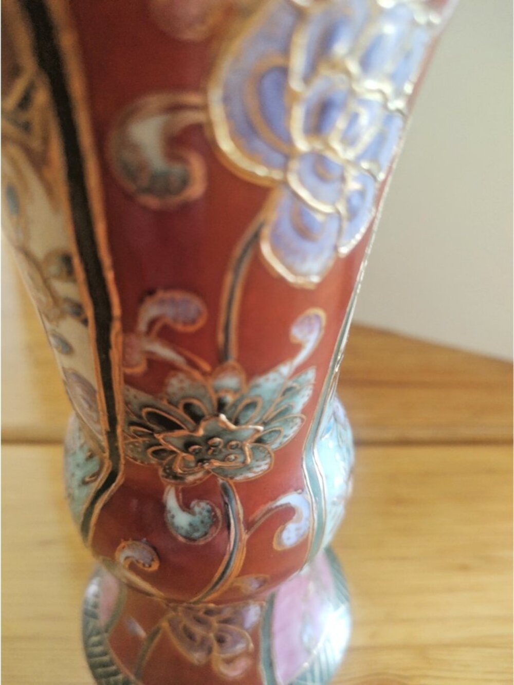 Vintage Maruni Japan hand Painted Floral Vase 6 1/4" Gold Gilded - Picture 5 of 15